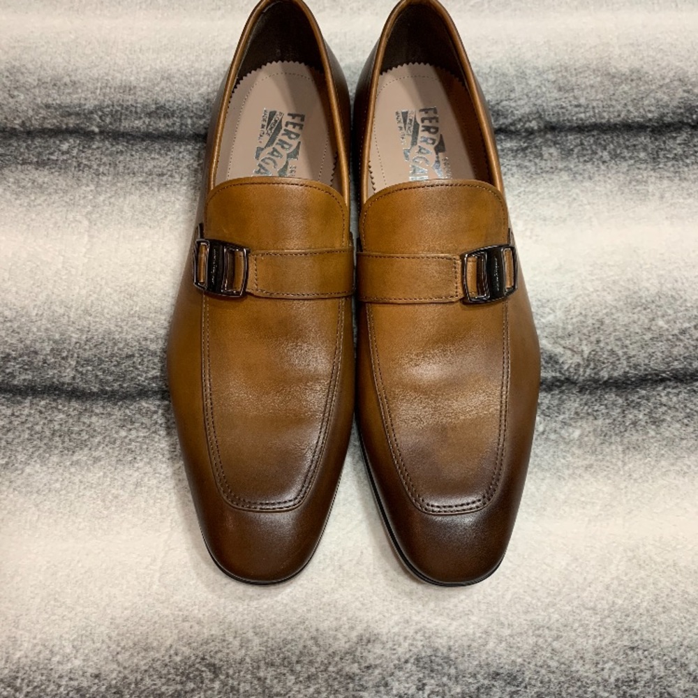Salvatore Ferragamo Benson Loafer Amber 9E